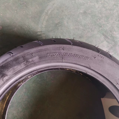 Contenuto di gomma del 35%-55% pneumatici per motociclette senza tubi di nylon 150/70-13 pneumatici da sostituire/riparare