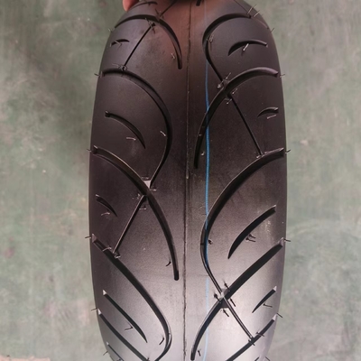 Contenuto di gomma del 35%-55% pneumatici per motociclette senza tubi di nylon 150/70-13 pneumatici da sostituire/riparare