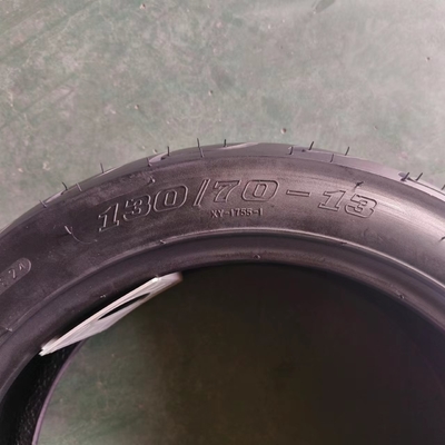 Materia prima 130/70-13 pneumatici per motocicli per l'affidabilità