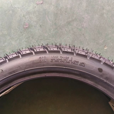100/90-17 Pneumatico senza tubo da 17 pollici per motociclette con contenuto di gomma e 6pr/8pr Ply Rating