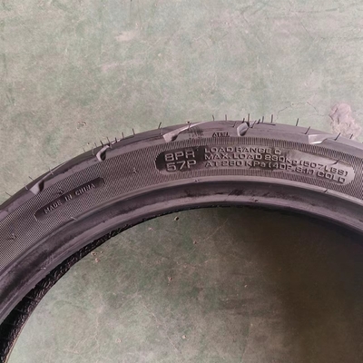 Materia prima Natura Gomma Acciaio Nylon 90/90-18 Pneumatici per motocicli con e 90 giorni