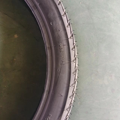 Tubi interni per motocicli in gomma naturale e acciaio di nylon 70/100-17 a prezzo preferenziale da Qingdao