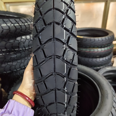 Pneumatici di gomma naturale acciaio di nylon per moto 110/90-17 Pneumatici senza tubi 6pr/8pr Ply Rating