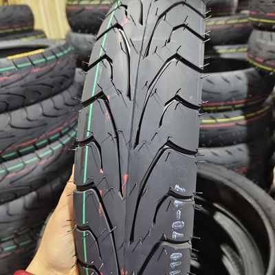 Pneumatici 110/70-17 di prim'ordine per motociclette da riparare o da sostituire