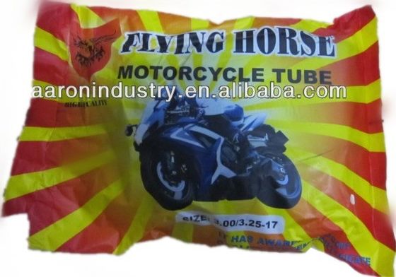 10.5 MPA Resistenza alla trazione pneumatici per motociclette con tubi interni in gomma naturale/gomma butil