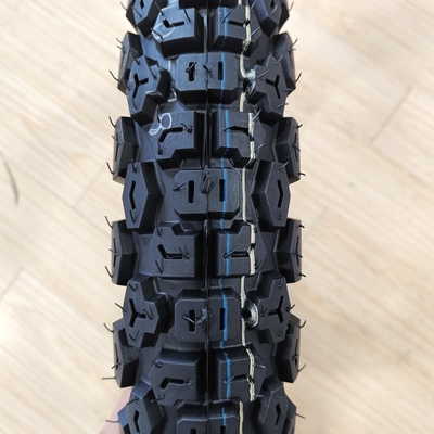 Materia prima Natura Gomma Acciaio Nylon TT/TL Pneumatici per motocicli 4.10-18