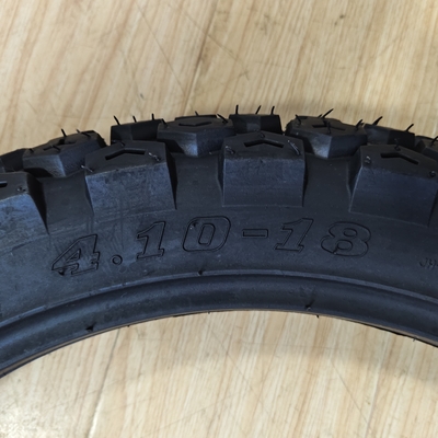 Materia prima Natura Gomma Acciaio Nylon TT/TL Pneumatici per motocicli 4.10-18