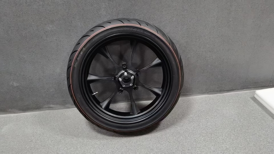170/50-21 160/50-23 Pneumatici per moto 8,2 kg Tempo di consegna 25-30 giorni