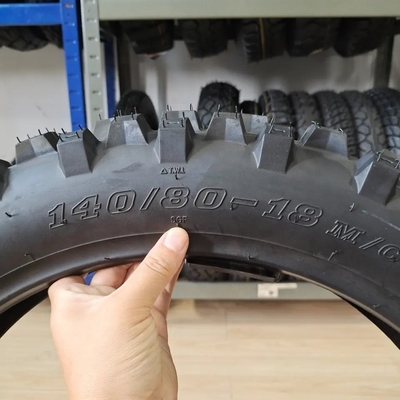 Tipo di tubo TT/TL 140/80-18 6/8 PR pneumatici per motociclette supermorbidi e mediamente morbidi per la Russia