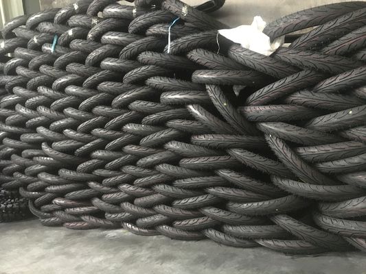17 Dimensione del pneumatico Pneumatici in gomma naturale 110/90-17 100/90-17 per prestazioni