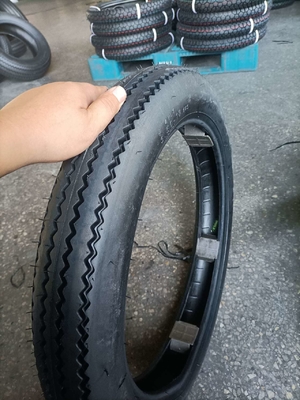 Migliora la tua guida con pneumatici per motociclistici a dente di sega gomma naturale e involucro per pneumatici