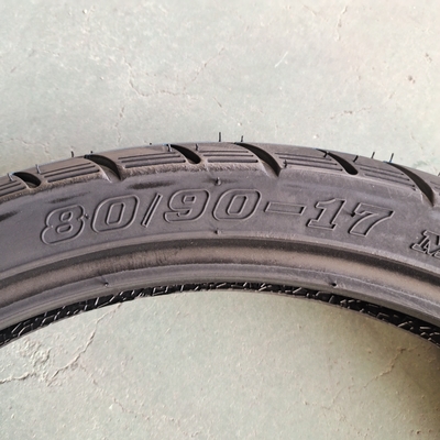 35%-55% Contenuto di gomma pneumatici per moto 80/90-17 senza tubi con e OEM accettabile
