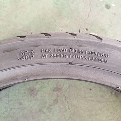 Pneumatici senza tubi 70/90-14 6PR Pneumatici per motocicli Perfetto Requisiti Ricambi inclusi