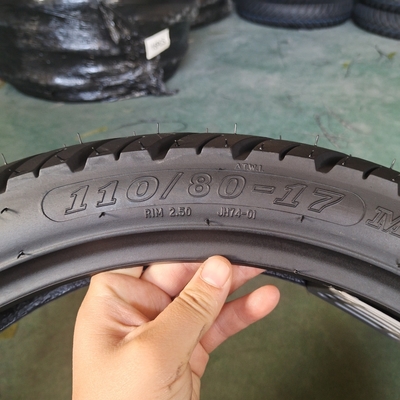 Super gomma pneumatico per moto 110/80-17 con porto di carico e involucro da Qingdao