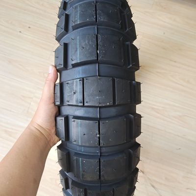 Pneumatici da gomma naturale 15070B18 per prestazioni ottimali