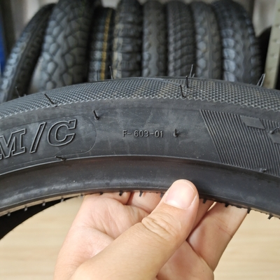 Natura gomma acciaio nylon 140/60-17 pneumatici per motociclette professionali a Qingdao