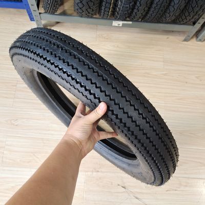 Sawtooth Vintage Pneumatico per motociclette Pneumatico 5.00-16 4.50-18 con gomma naturale a Qingdao