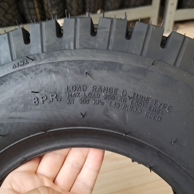 OEM accettabile 4.00-8 Pneumatici per moto per l'Egitto Pneumatici per scooter in nero