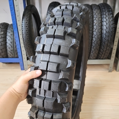 6PR/8PR Ply Rating Nero pneumatico senza tubo per motociclette 140/80-18 140/80/18 per il mercato russo