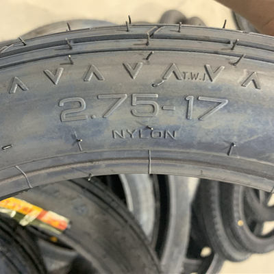 Resistenza alla trazione 10,5 Pneumatici da moto 2,75-17 La scelta definitiva per i motociclisti ovunque