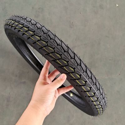 Esperienza prestazioni superiori con 70/100-17 pneumatici senza tubo per moto 70100-17