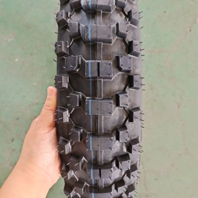 35%-55% di contenuto di gomma pneumatici per motociclette in nylon110/70-17 per i distributori di Qingdao