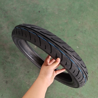 Rubber nero naturale 90/90-17 Pneumatico per motociclette per prestazioni durature