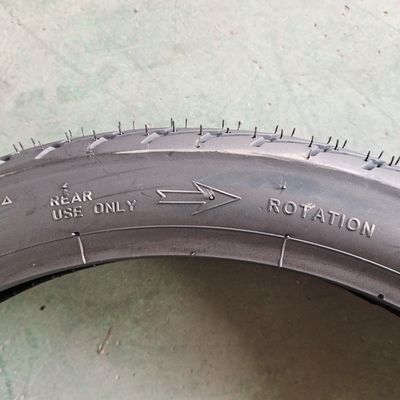 70/100-17 Tubo interno in gomma butila in involucro nero per motociclette professionali