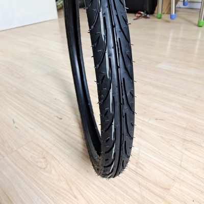 6PR/8PR Contenuto di gomma 35%-55% Pneumatici per motociclette stradali 45/90-17 50/90-17 per parti di motociclette