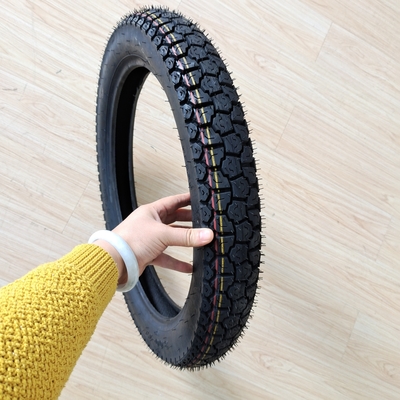 6PR/8PR Ply Rating 3.00-17 Pneumatico per motociclette in gomma naturale, acciaio, nylon perfetto