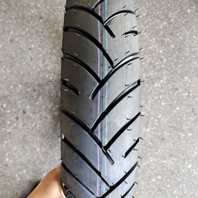 Super 110/80-17 Pneumatici per motociclette con 35%-55% di gomma e carcassa resistente