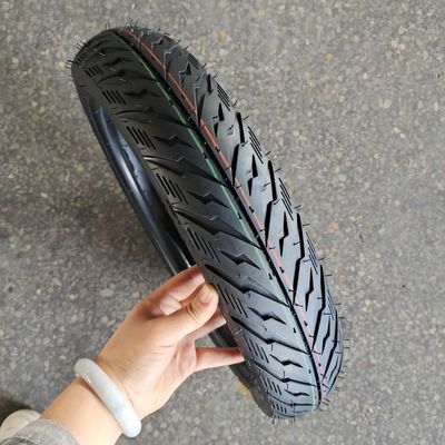 100/80-14 Pneumatici da motocicletta con 35%-55% di contenuto di gomma e involucro