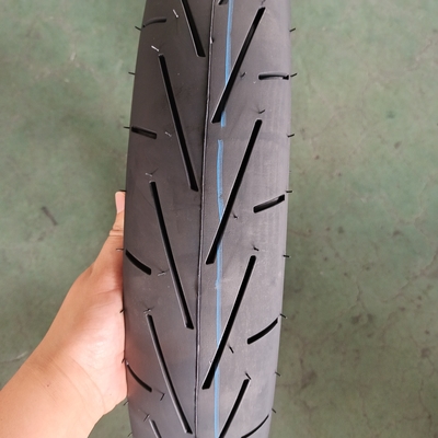 90/90-17 Pneumatici per motocicli con materia prima di gomma naturale acciaio nylon