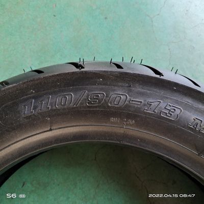 110/90-13 Pneumatico per motociclette Pneumatico nero di nylon con Ply rating 6pr/8pr