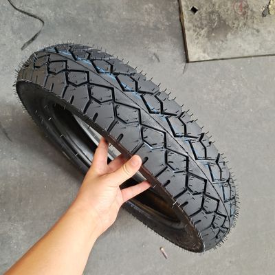 Pneumatici per motocicli Pneumatici 110/90-16 con contenuto di gomma naturale 35%-55%