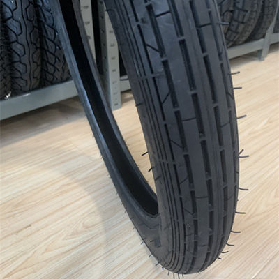 Bajaj Boxer Pneumatico per motociclette 2,75-18 20000 KM Durata di vita 5000 pezzi al giorno Capacità di produzione