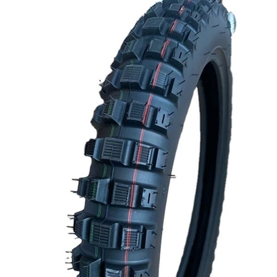 Pneumatici per motociclette per avventure e sfide off-road