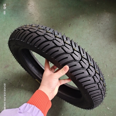 LIFO Motocicli Ruote di motocicli Pneumatici 100/90-17 per carico Porto Porto di Qingdao