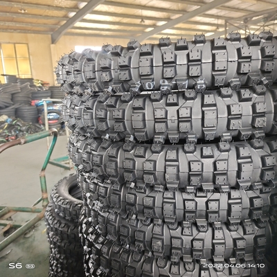 LIFO Motocicli Ruote di motocicli Pneumatici 100/90-17 per carico Porto Porto di Qingdao
