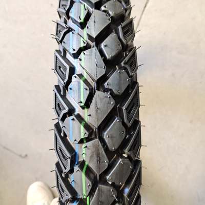 17" 18" 19" 21" pollici pneumatici da moto con gomma naturale realizzati nel porto di carico Qingdao