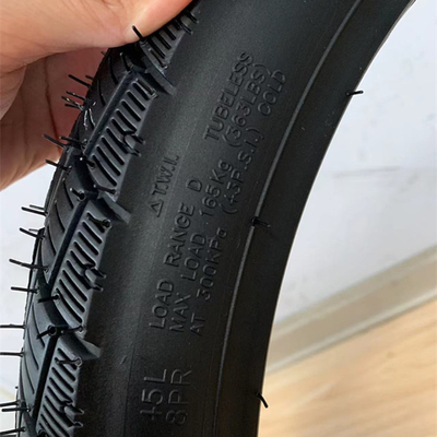Accessori per motociclette Casco pneumatico da 17 pollici per le esigenze del mercato africano