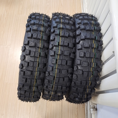Pneumatici per motocicli 4.00-8 Capacità di produzione 5000 pcs al giorno Scooter Harley Davidson