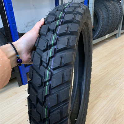 Capacità di produzione 5000 pezzi al giorno pneumatici per motociclette 110/90-17 con 35%-55% di gomma