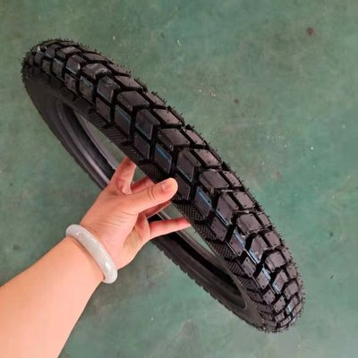 Cambio diretto di pneumatici per moto 3.00-18 con 20000 KM Vita di lavoro e tempo entro 25 giorni