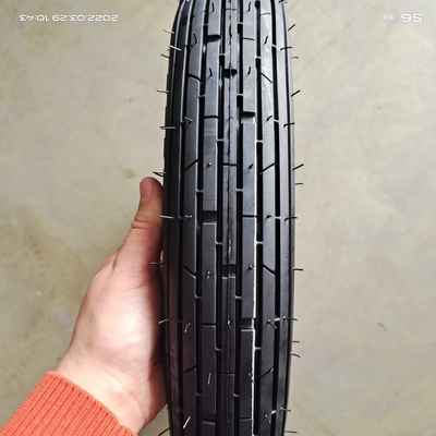 Finalità Sostituire/riparare pneumatici diretti pneumatici per motocicli 2.50x18 per motocicli