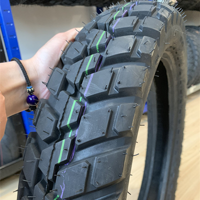 35%-55% di contenuto di gomma pneumatici per moto 110/90-17 senza tubi per il mercato africano