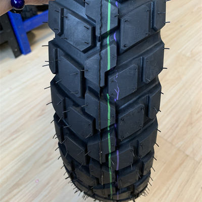 35%-55% di contenuto di gomma pneumatici per moto 110/90-17 senza tubi per il mercato africano