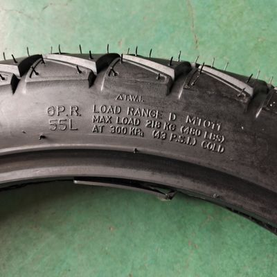Pneumatici senza tubi per motocicli 3.00-18 35%-55% Contenuto di gomma 6pr/8pr Ply Rating
