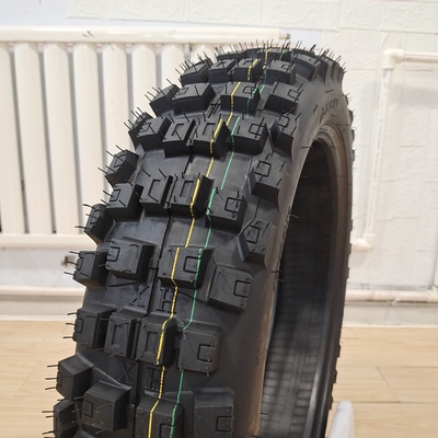 Pneumatici per motociclistici in acciaio di nylon di gomma naturale 140/80-18 Pneumatici morbidi 6pr/8pr per prestazioni