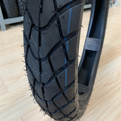 Prendi le tue gomme da moto 90/90-18 dalla prima consegna entro 25 giorni.